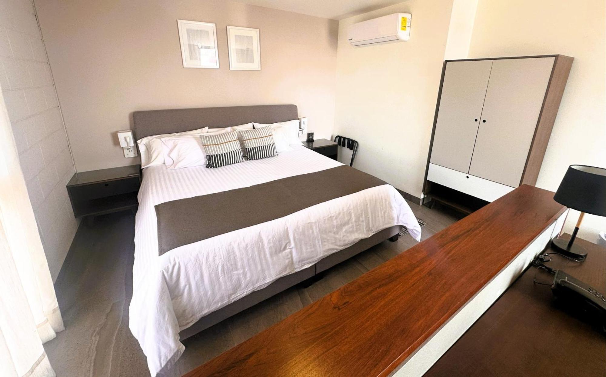 Arboleda 5 Luxury Lofts Aparthotel Silao Exteriör bild